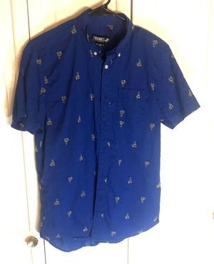 TRUNKS Surf & Swim Co. Men's S Blue Palm Tree Embroidered Short Sleeve Shirt